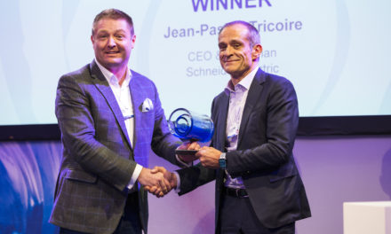 Παγκόσμιο βραβείο στη Schneider Electric για τη συμβολή της στην κυκλική οικονομία