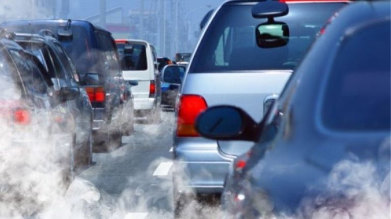 Ηλεκτροκίνηση: Η ΕΕ βάζει τέλος στα οχήματα εσωτερικής καύσης εντός 20 ετών